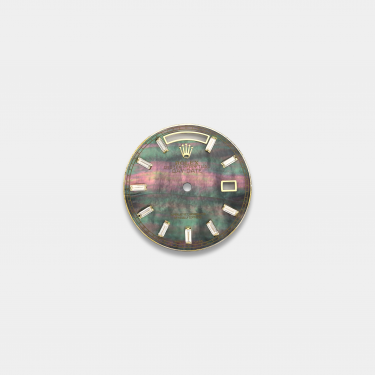 롤렉스 데이데이트 36mm 커스텀다이얼 흑자개(Tihitian MOP) 다이얼 옐로골드용 바게뜨 다이아 인덱스