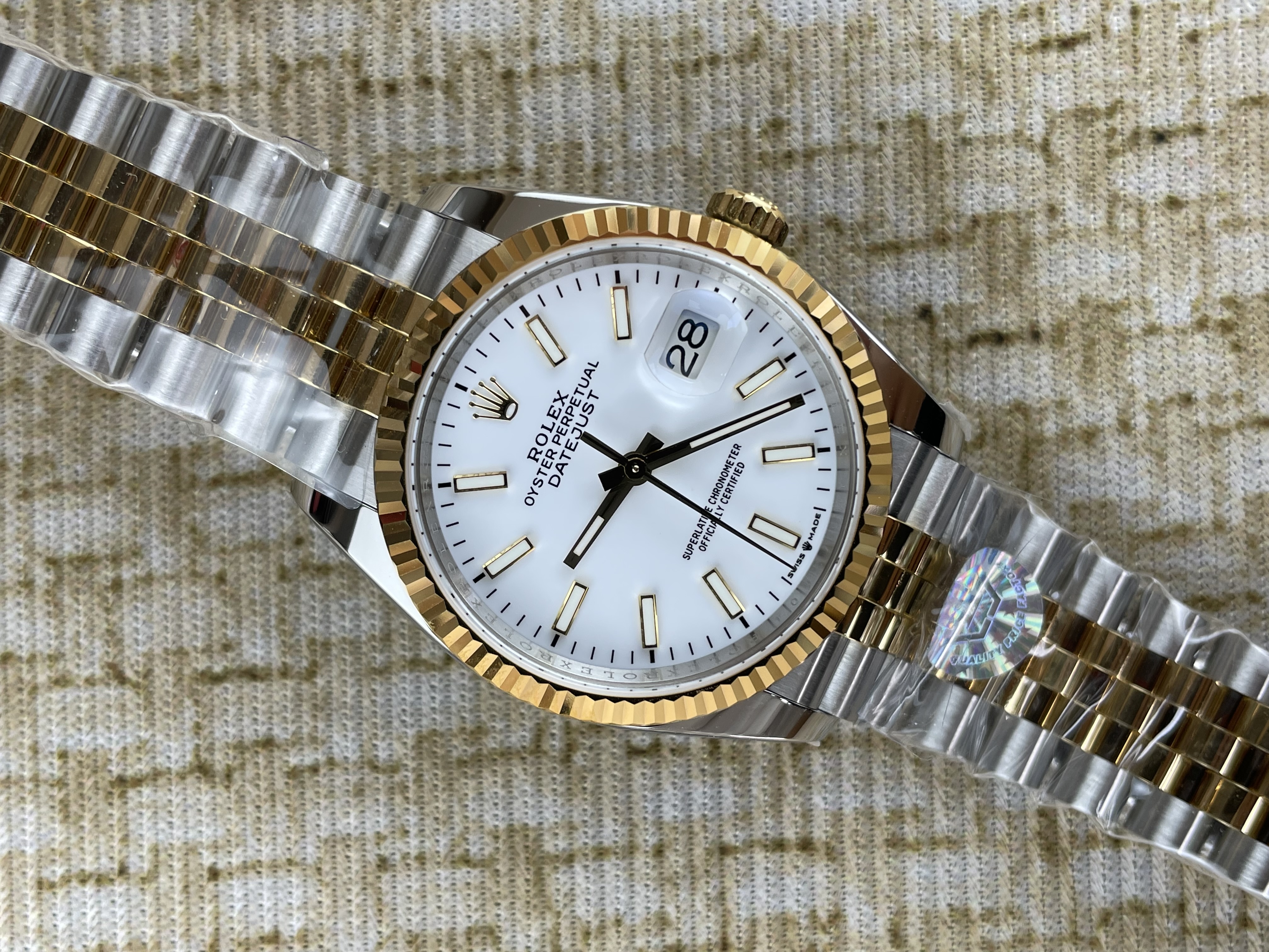 QP공장 롤렉스 데이저스트 36미리 최신형 옐로우 골드 콤비 화이트 바인덱스