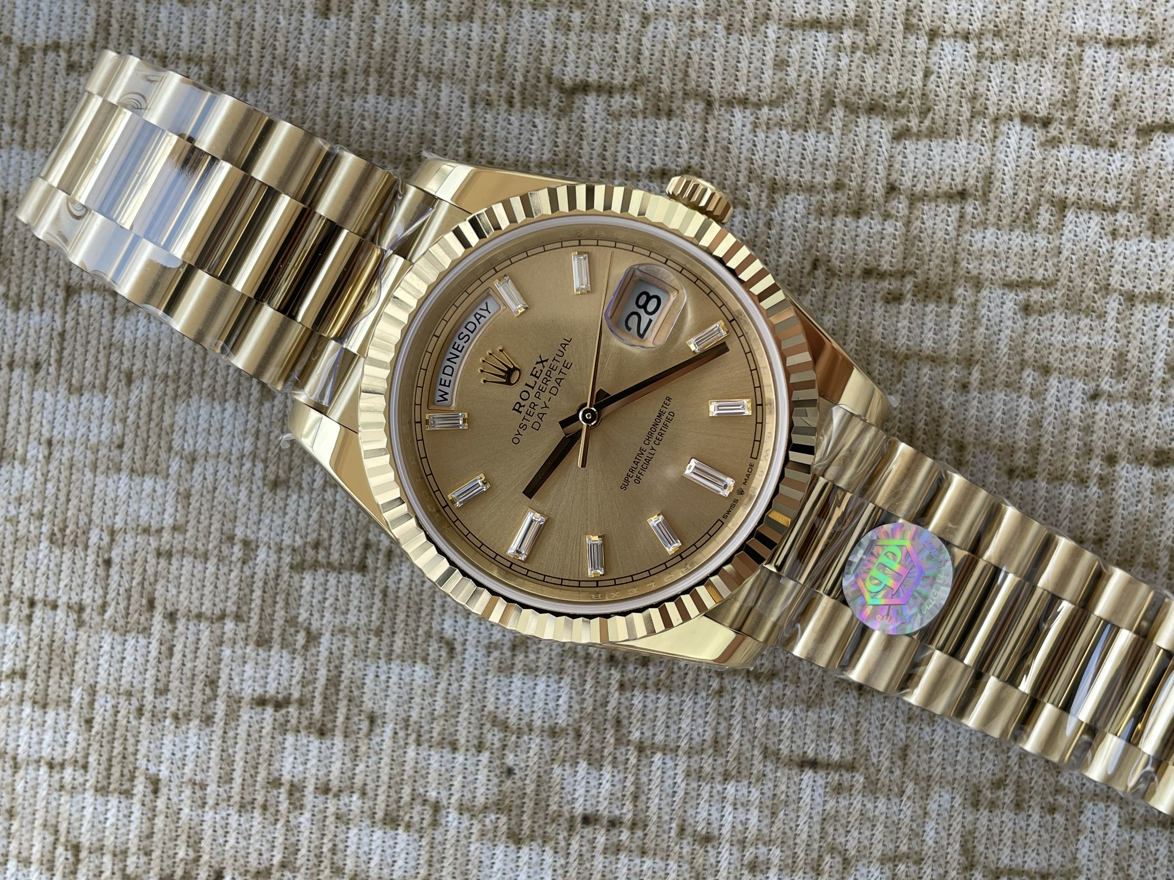 QP공장 롤렉스 데이데이트40 옐로우골드 텅스텐 골드바게트다이얼 스틸브레이슬릿 208~211g로