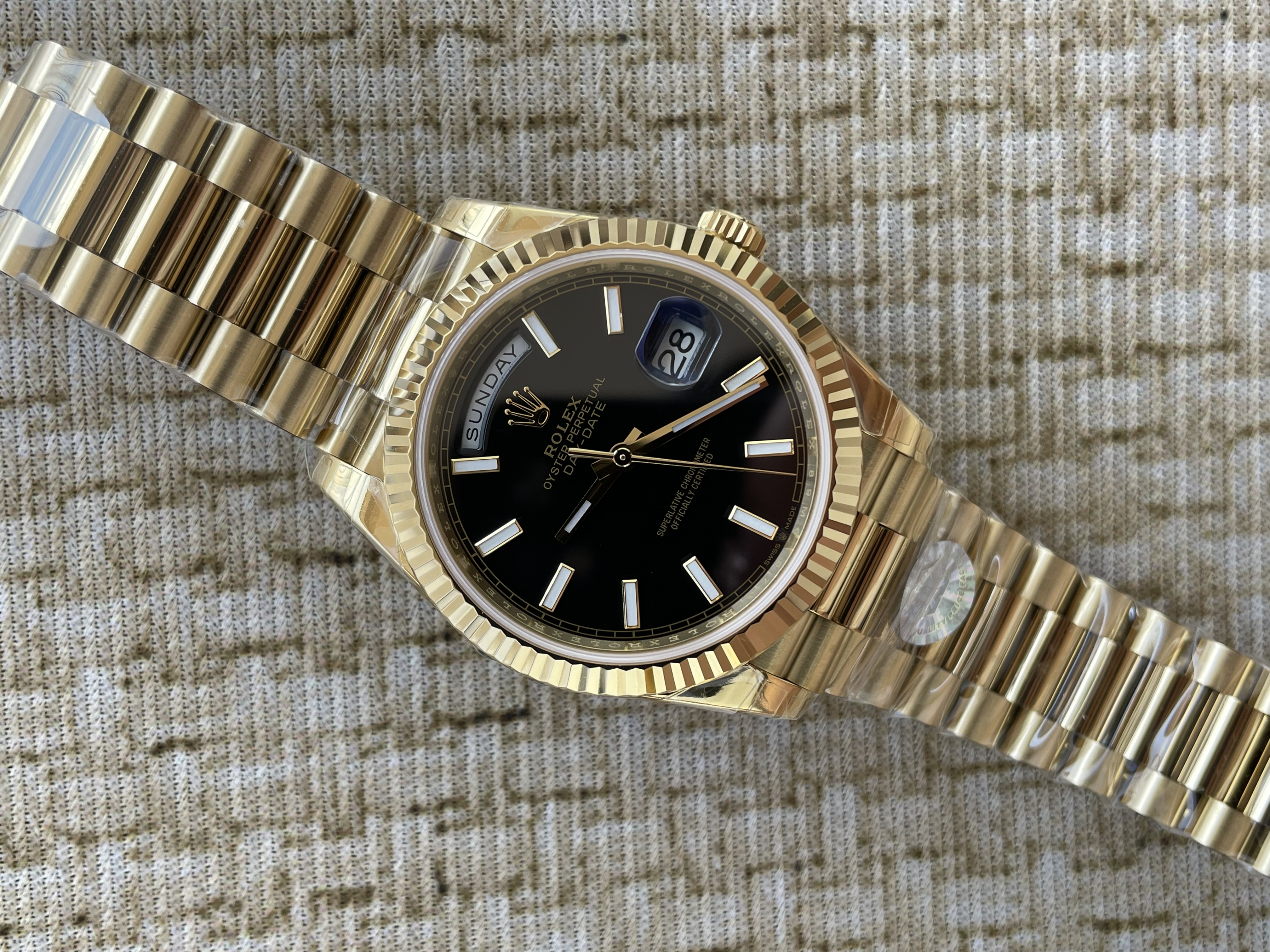 QP공장 롤렉스 데이데이트40 옐로우골드 텅스텐 블랙다이얼 스틸브레이슬릿 208~211g로