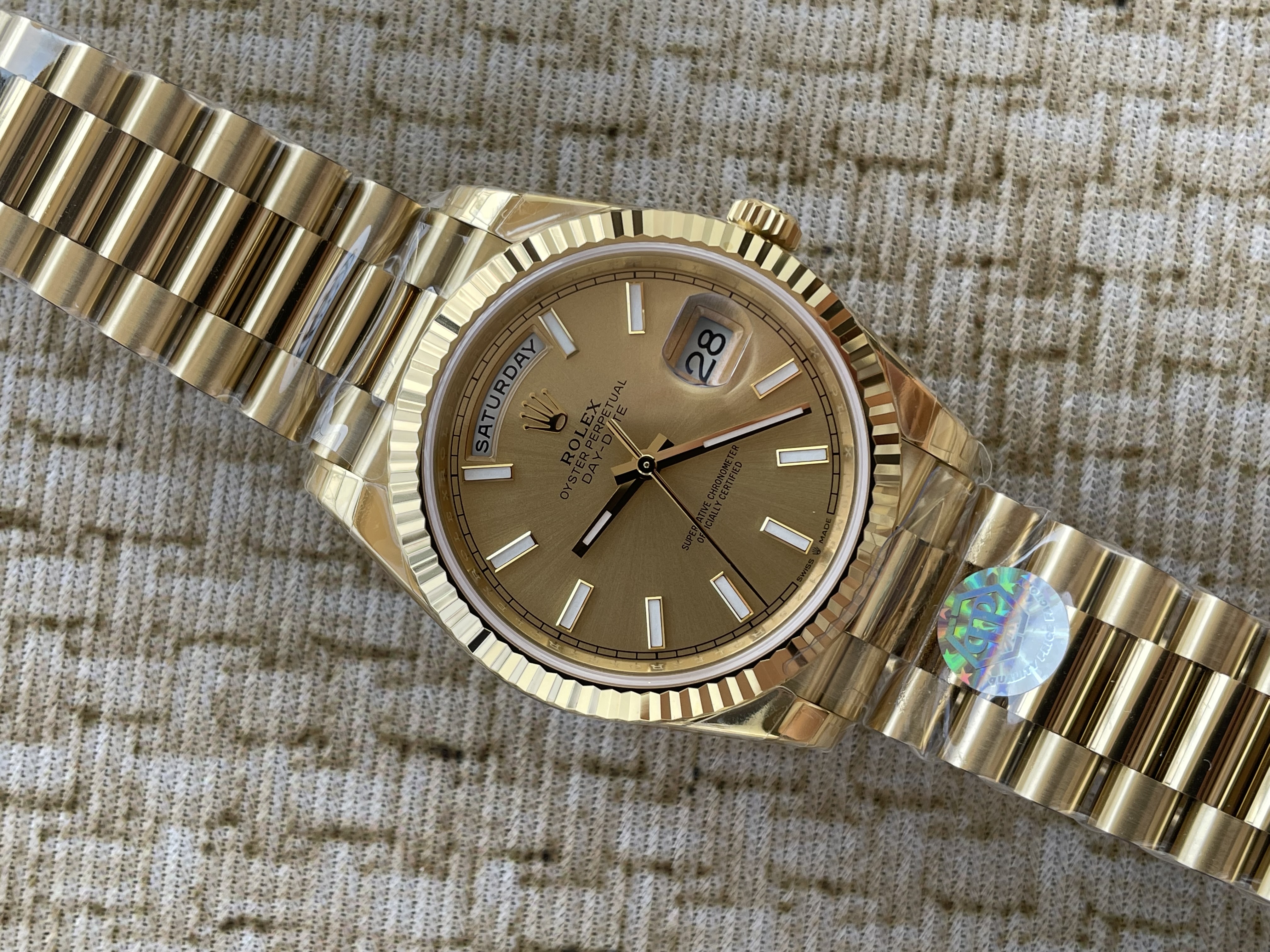 QP공장 롤렉스 데이데이트40 옐로우골드 텅스텐 골드다이얼 스틸브레이슬릿 208~211g로