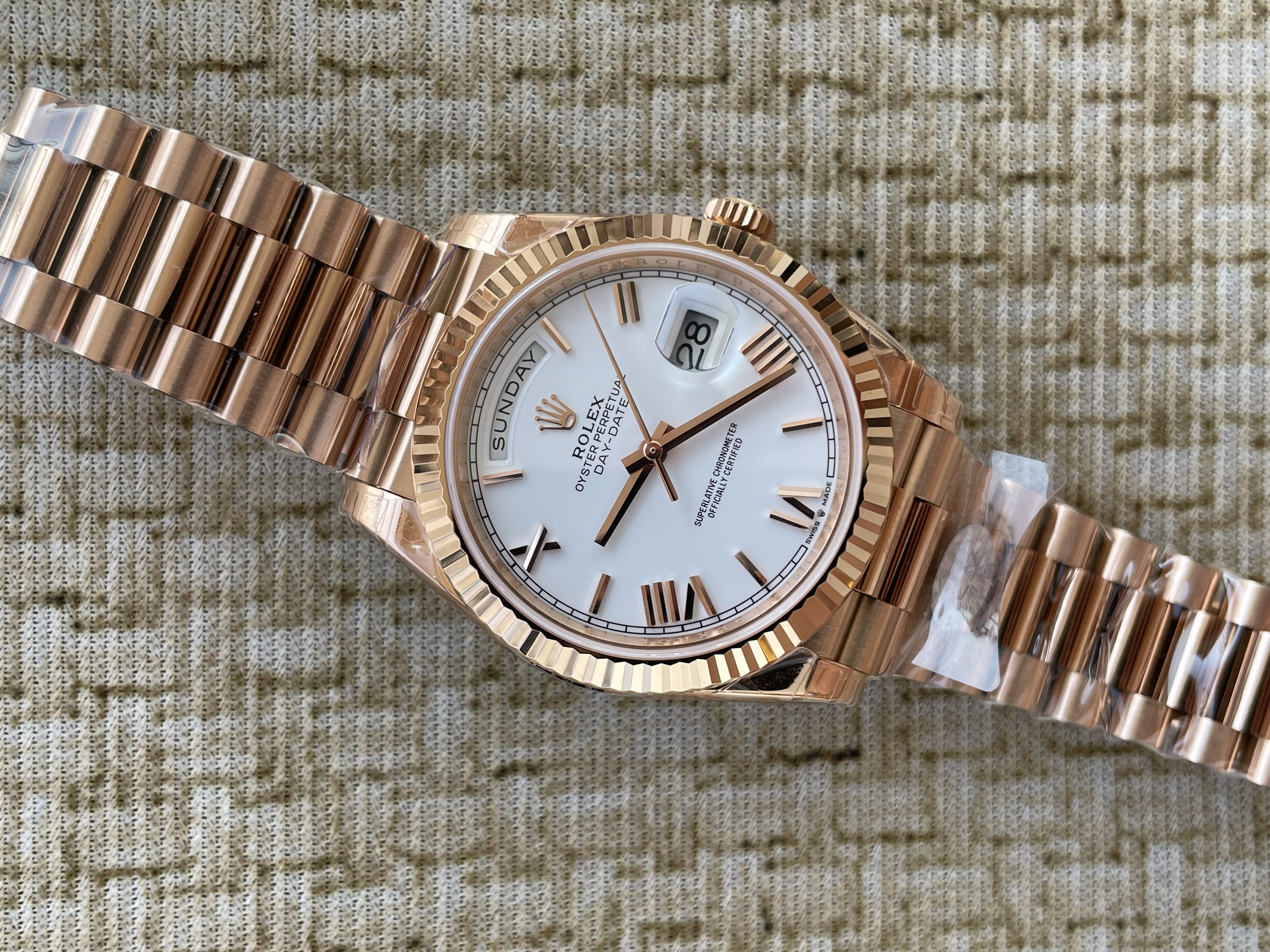 QP공장 롤렉스 데이데이트40 로즈골드 텅스텐 화이트로만다이얼 