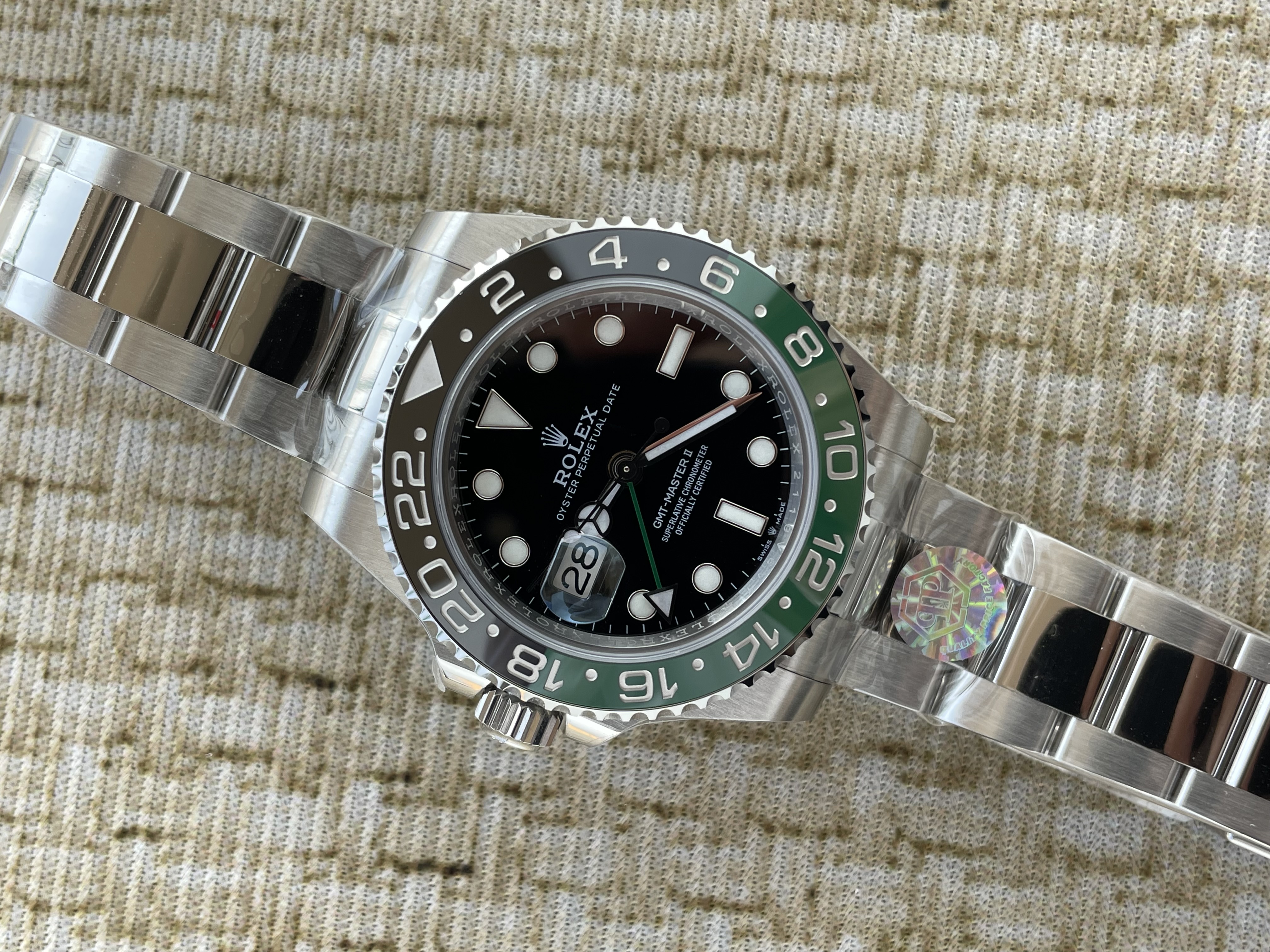 QP공장 롤렉스 지엠티마스터2 블랙 그린인서트 블랙다이얼 오이스터브레이슬릿